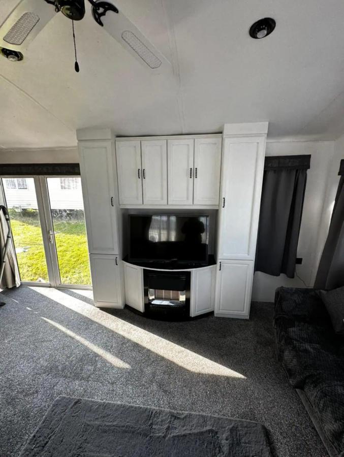 2 Bedroom Caravan With Sea Views Eastchurch Eksteriør bilde